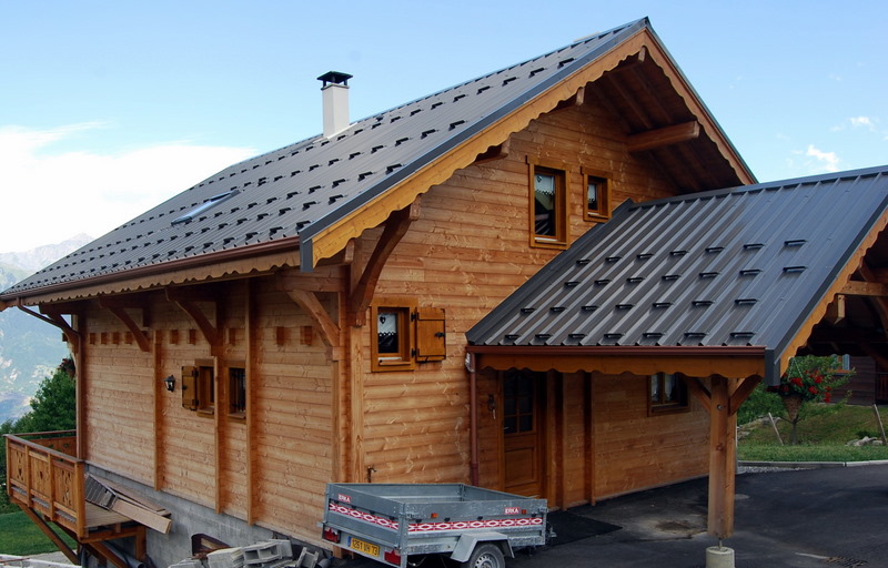 MENUISERIES EXTÉRIEURES DE NOS MAISONS DE BOIS